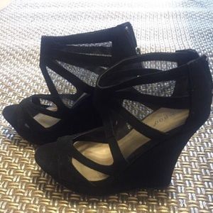 Wedges Size 10